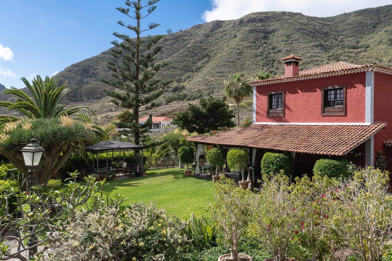 la-casa-de-la-orilla-fachada-tegueste-tenerife-exterior-02