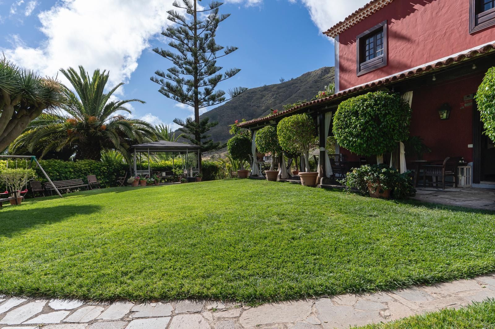 la-casa-de-la-orilla-fachada-tegueste-tenerife-exterior-07